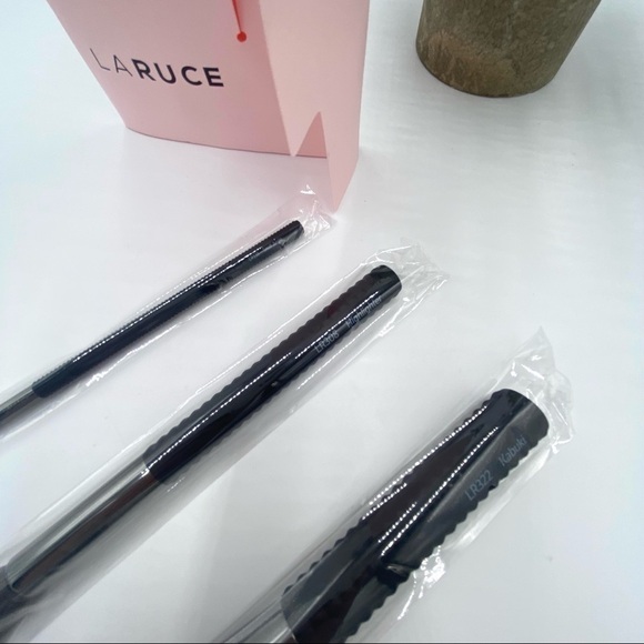 LaRuce Makeup Brushes,retail 96, On the Go Set - Picture 5 of 6